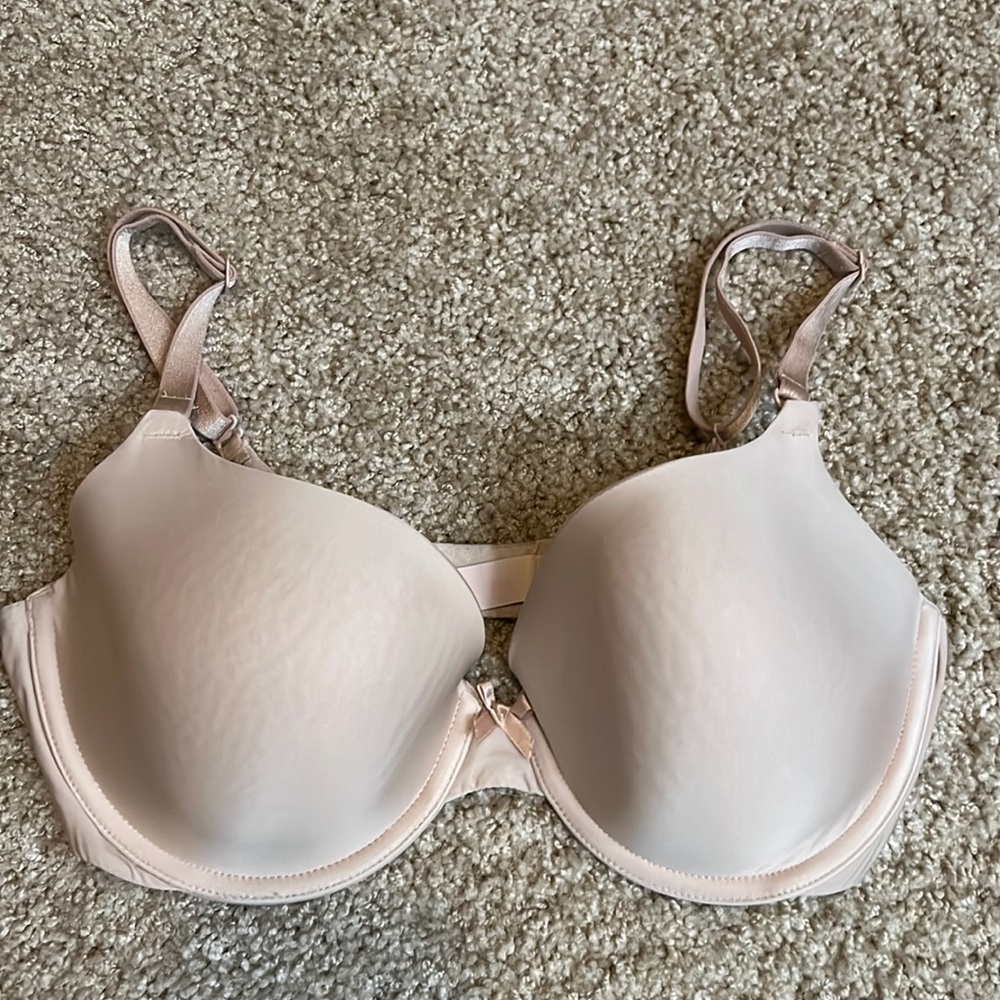 Victoria’s Secret Nude Convertible Bra - 34D